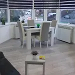 아파트 Merci
