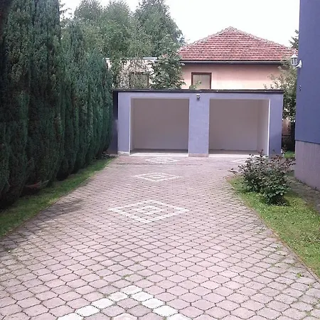 Apartment Merci *